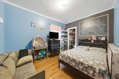 5944 South Albany Avenue Chicago IL 60629