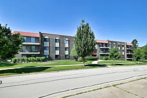 1255 West Prospect Avenue Mount Prospect IL 60056