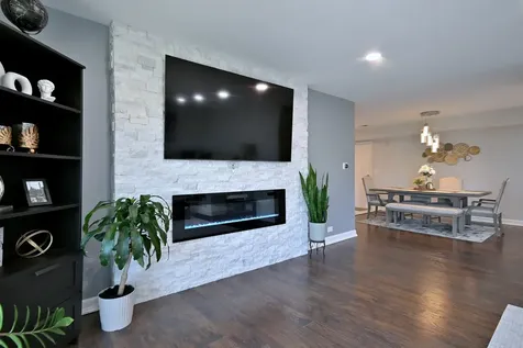1255 West Prospect Avenue Mount Prospect IL 60056