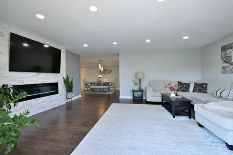 1255 West Prospect Avenue Mount Prospect IL 60056
