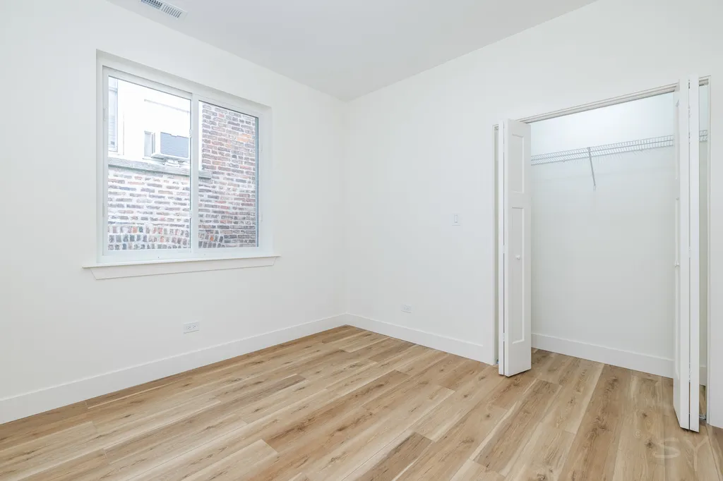 2611 West 21 Street Chicago IL 60608