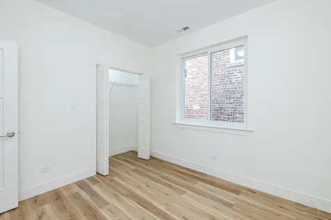 2611 West 21 Street Chicago IL 60608