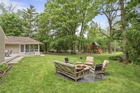 1355 Woodland Lane Riverwoods IL 60015