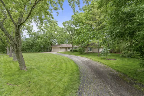1355 Woodland Lane Riverwoods IL 60015