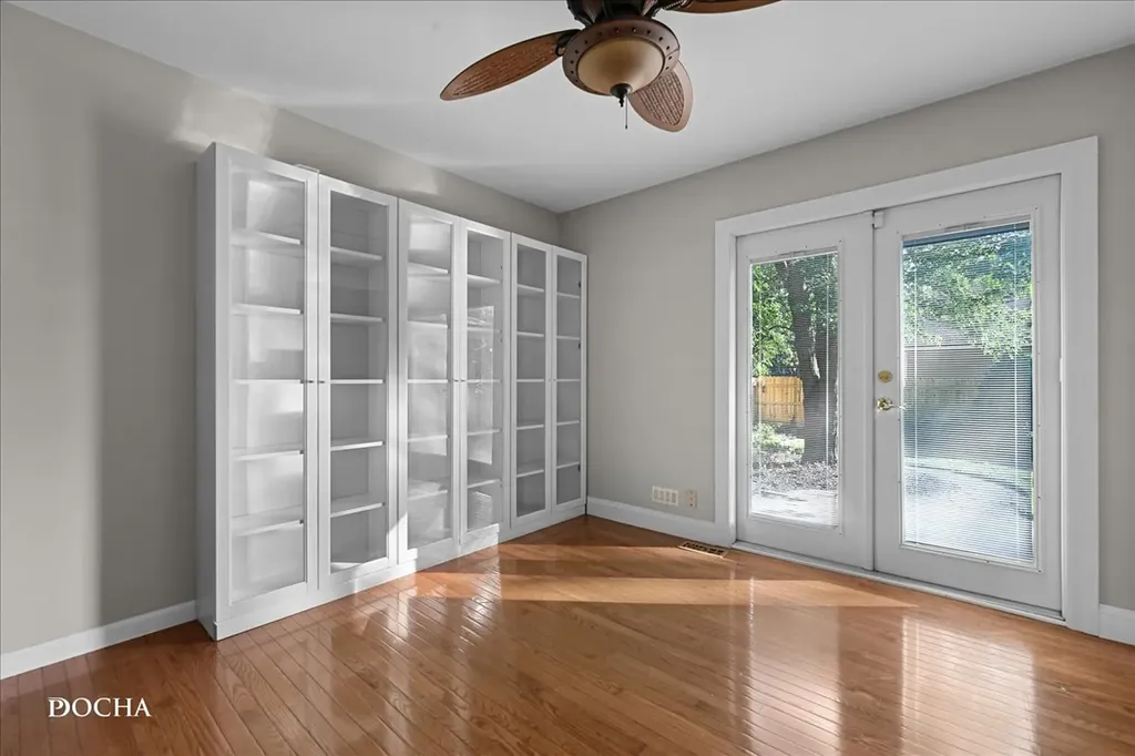 1916 Ash Court Aurora IL 60506