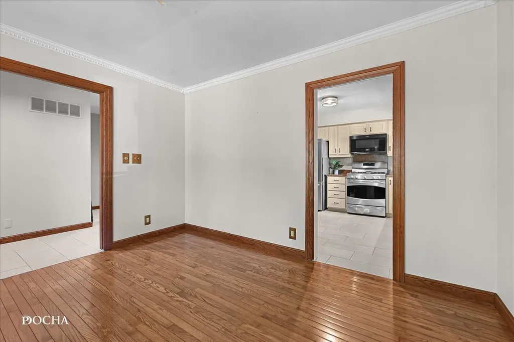 1916 Ash Court Aurora IL 60506