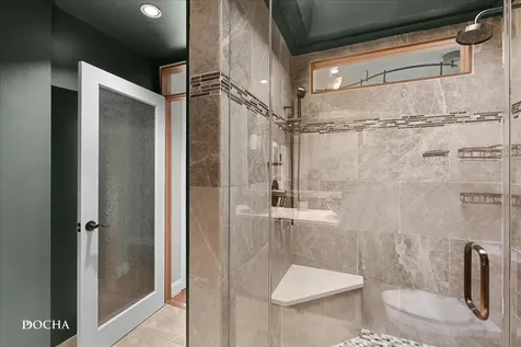 1916 Ash Court Aurora IL 60506