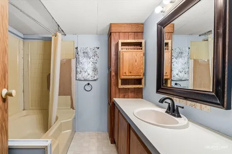 1230 Nichole Lane Sandwich IL 60548