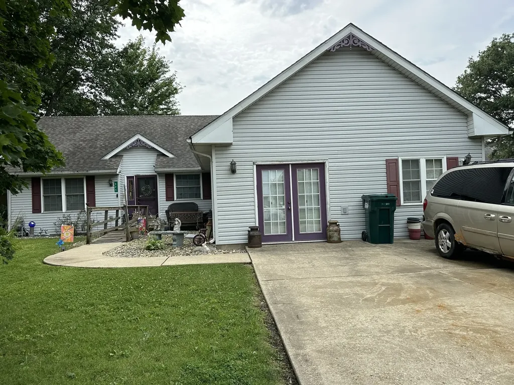 625 Diversatech Drive Manteno IL 60950