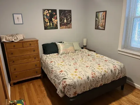 1227 North Cleaver Street Chicago IL 60642
