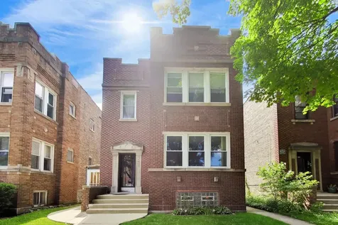 6718 North Campbell Avenue Chicago IL 60645