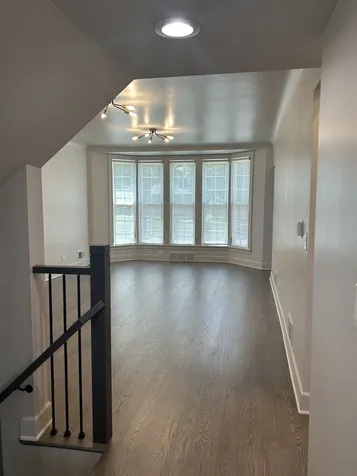 8405 South Indiana Avenue Chicago IL 60619