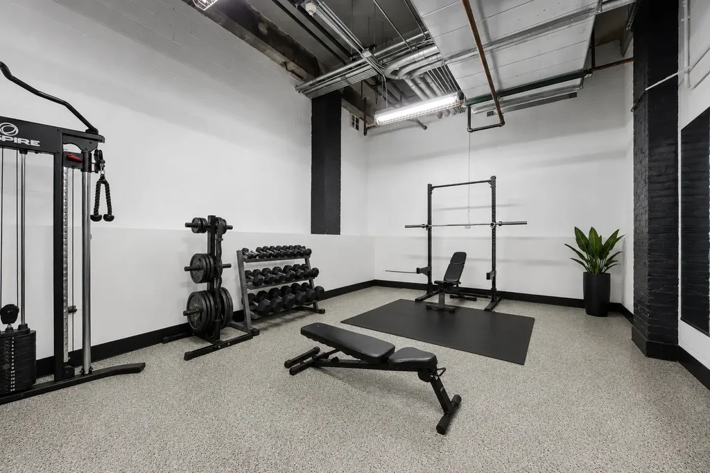 770 West Gladys Avenue Chicago IL 60661