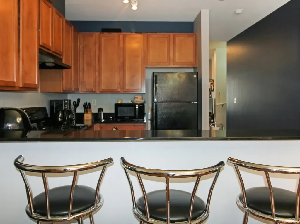 2409 West 32 Place Chicago IL 60608