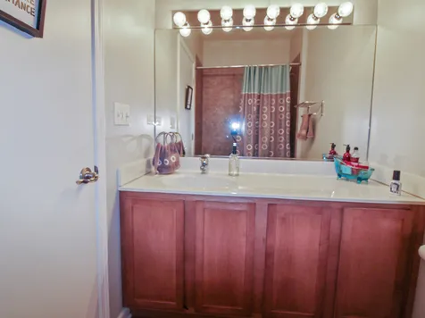 2409 West 32 Place Chicago IL 60608