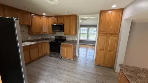 406 Belmont Drive Romeoville IL 60446