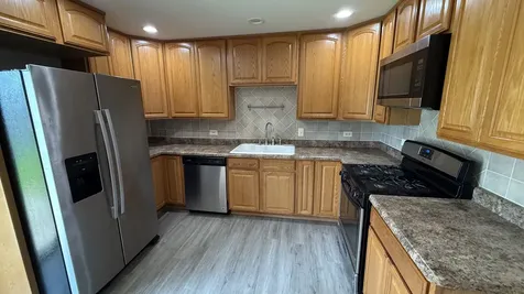 406 Belmont Drive Romeoville IL 60446