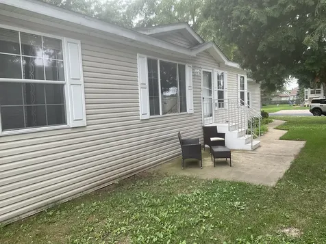 406 Spruce Drive Belvidere IL 61008