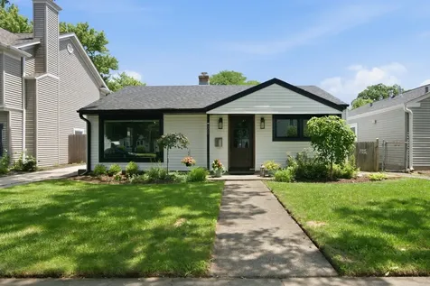 905 North Douglas Avenue Arlington Heights IL 60004
