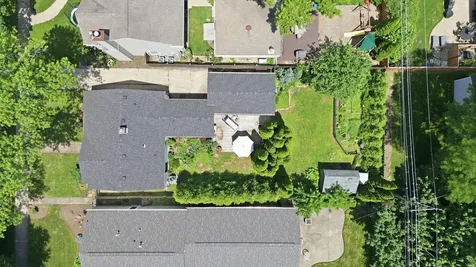 905 North Douglas Avenue Arlington Heights IL 60004