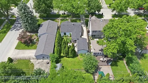 905 North Douglas Avenue Arlington Heights IL 60004