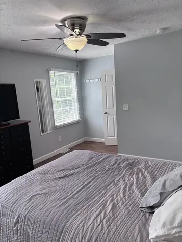 1511 Fell Avenue Bloomington IL 61701