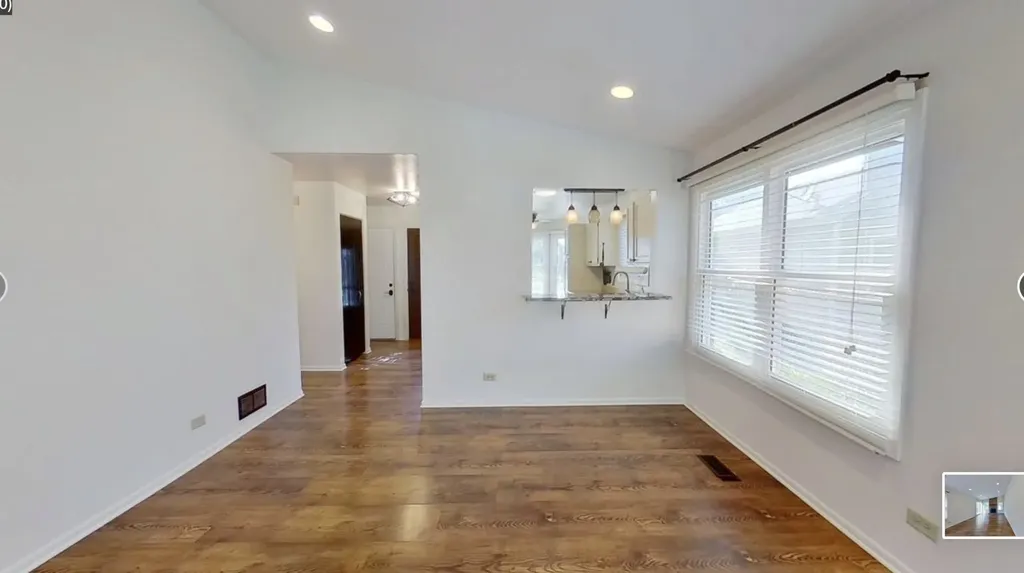 601 Topeka Court Carol Stream IL 60188