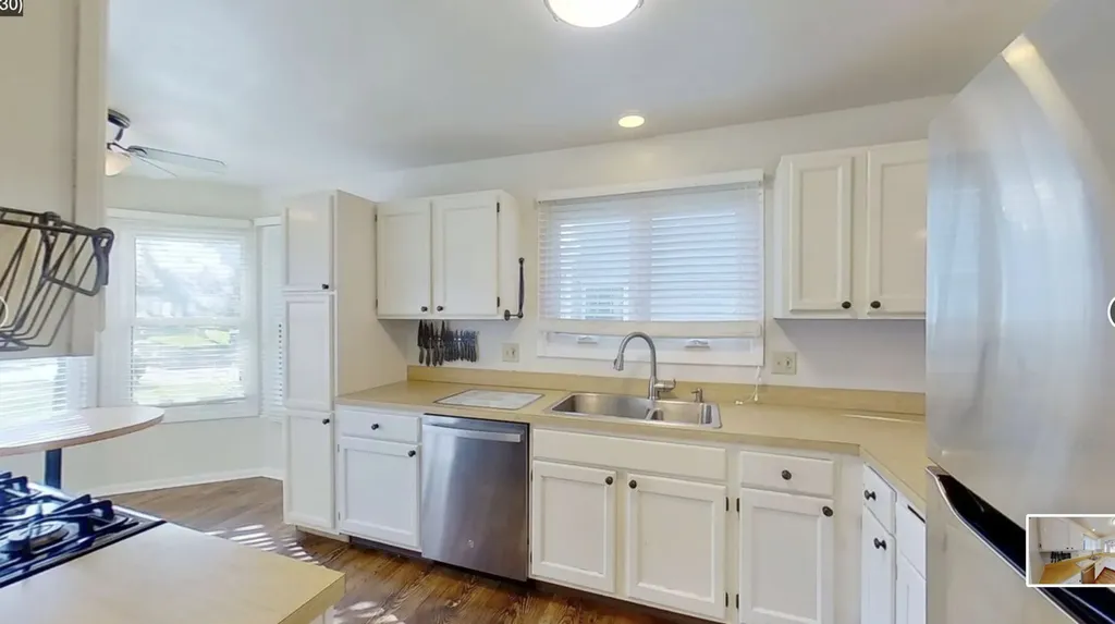 601 Topeka Court Carol Stream IL 60188