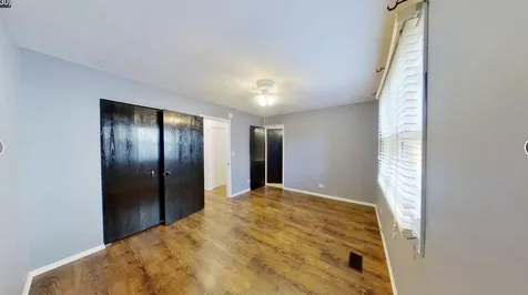 601 Topeka Court Carol Stream IL 60188
