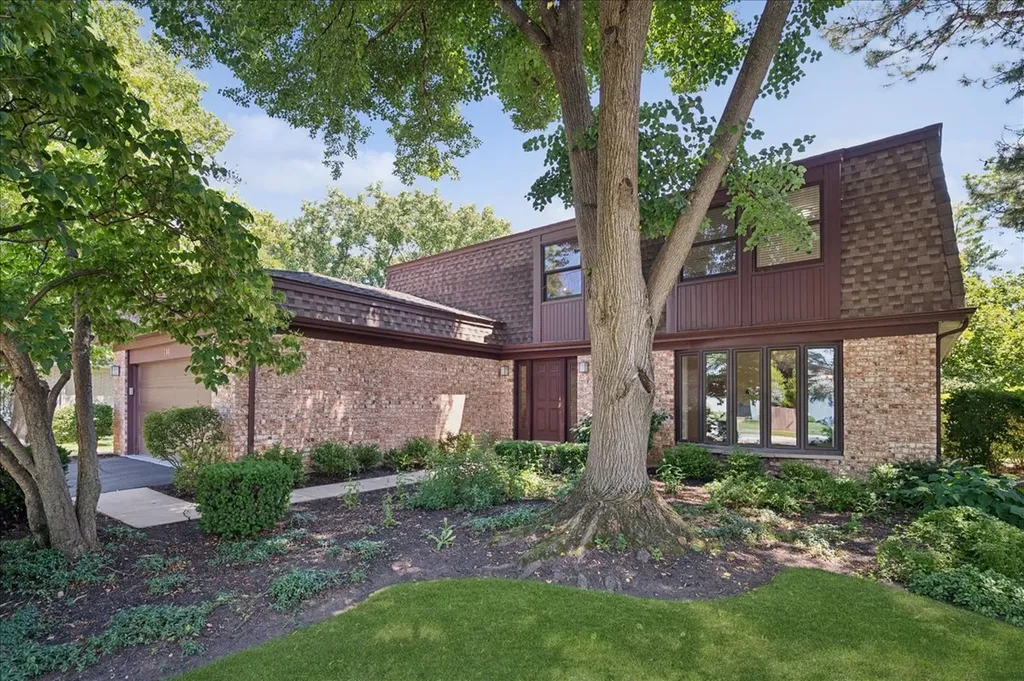 311 Burr Oak Avenue Deerfield IL 60015