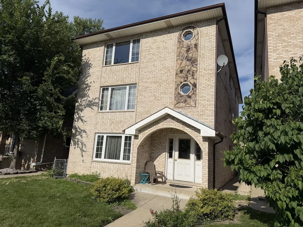 2037 North 74th Avenue Elmwood Park IL 60707