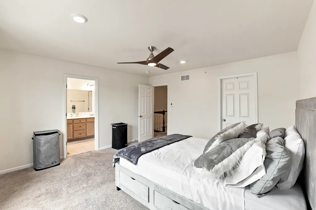 3303 Trillium Circle Rolling Meadows IL 60008