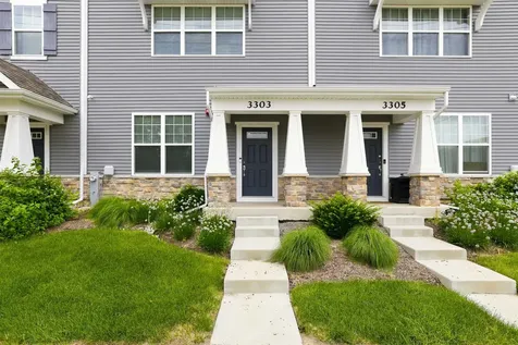 3303 Trillium Circle Rolling Meadows IL 60008