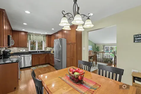 12517 South Nashville Avenue Palos Heights IL 60463