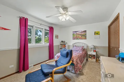 12517 South Nashville Avenue Palos Heights IL 60463