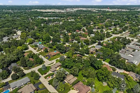 12517 South Nashville Avenue Palos Heights IL 60463