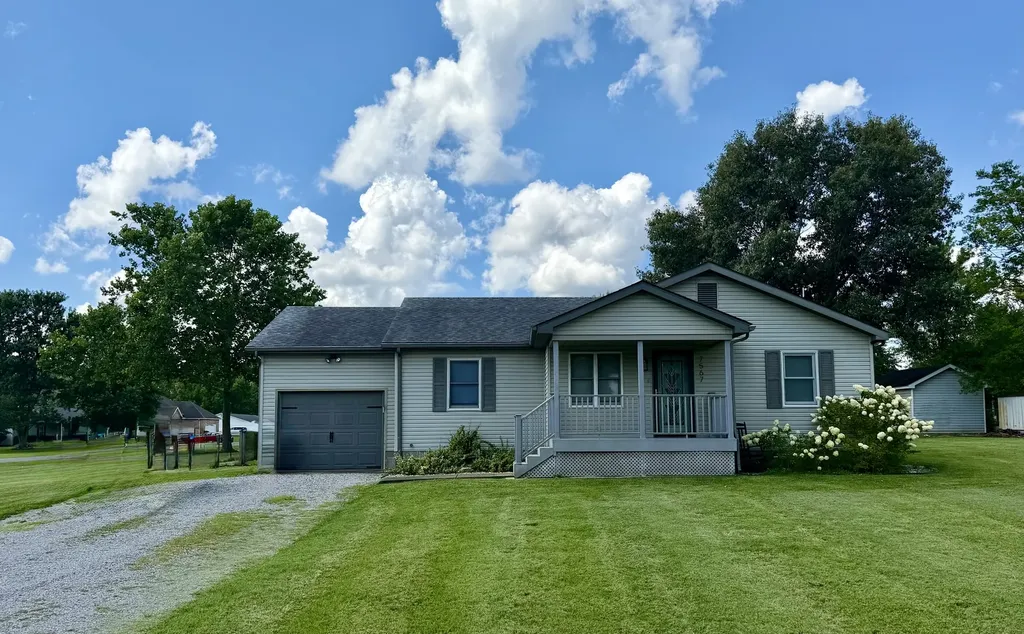 7567 Norris Drive Marion IL 62959