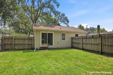 1019 North Madison Street Woodstock IL 60098