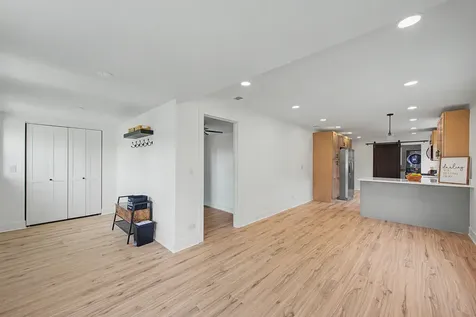 15976 New Avenue Lemont IL 60439