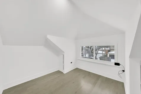 6818 South Wood Street Chicago IL 60636