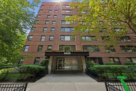 4880 North Marine Drive Chicago IL 60640