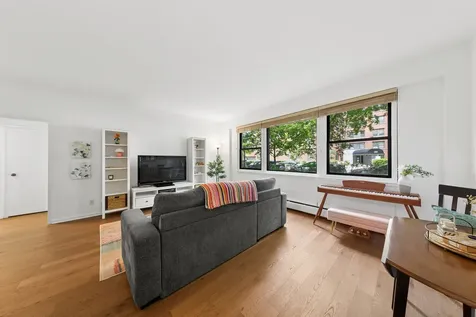 4880 North Marine Drive Chicago IL 60640