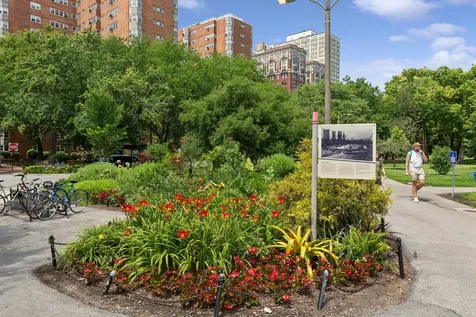 4880 North Marine Drive Chicago IL 60640