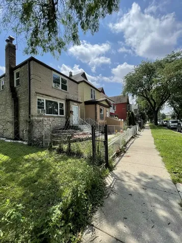7221 South Sangamon Street Chicago IL 60621