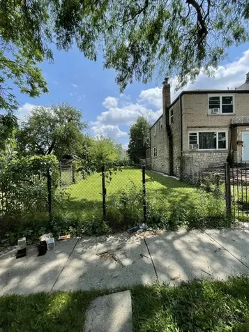 7221 South Sangamon Street Chicago IL 60621