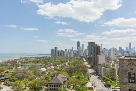 2000 North Lincoln Park West Parkway Chicago IL 60614