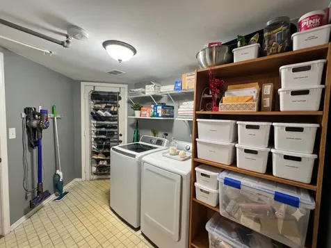 115 East Fabish Drive Buffalo Grove IL 60089