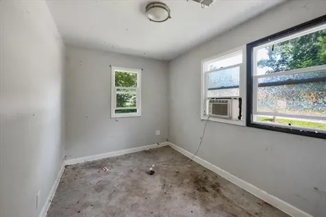 1325 Louise Street Crystal Lake IL 60014
