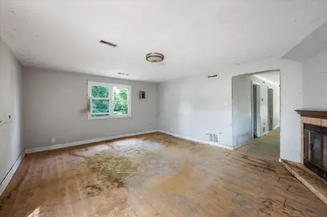 1325 Louise Street Crystal Lake IL 60014