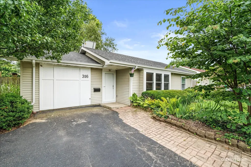 316 Dee Road North Aurora IL 60542